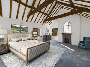 Photo 40- click for photo gallery